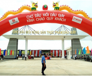 CHỢ ĐẦU MỐI NÔNG SẢN THỰC PHẨM DẦU GIÂY THU HÚT ĐẦU TƯ PHÁT TRIỂN THƯƠNG MẠI, DỊCH VỤ