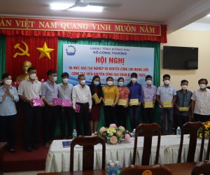 CÂU CHUYỆN KHUYẾN CÔNG