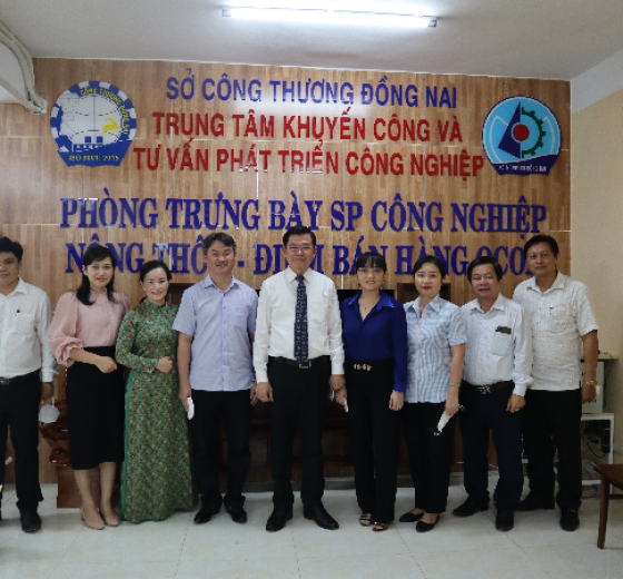 Đồng chí Nguyễn Hồng Lĩnh -  Bí Thư tỉnh Ùy tỉnh Đồng Nai đến thăm và làm việc Trung tâm Khuyến công và Tư vấn Công nghiệp tỉnh Đồng Nai